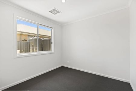 3 BEDROOM HOME! - Photo 3