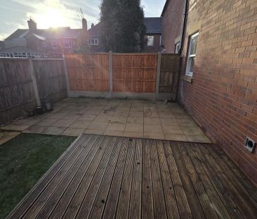 3 bedroom terraced house to rent - Photo 2