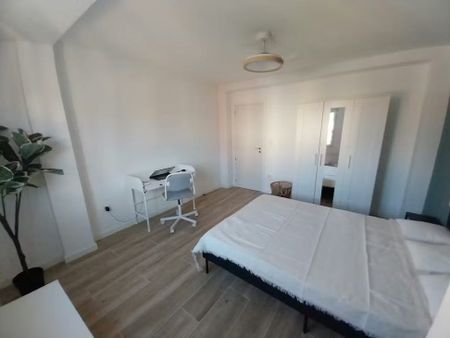 Carrer d'Escalante, Valencia, Valencian Community 46011 - Foto 4