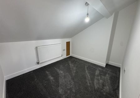Long Lane, Rowley Regis - Photo 3