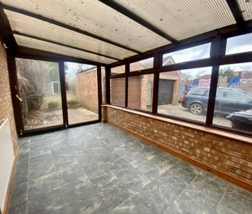 2 bedroom semi-detached house to rent - Photo 2