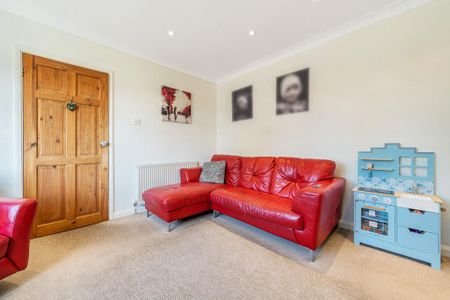 3 bedroom terraced house to rent - Photo 2