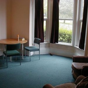 3 bedroom house to rent - Photo 2