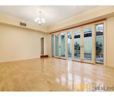 Luxurious and Ideally Located - Photo 2