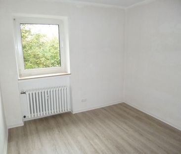 Sehr attraktive 3-Zimmer-Wohnung mit Balkon * komplett modernisiert * - Photo 2