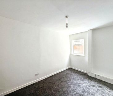 1 bed lower flat to rent in NE29 - Photo 4