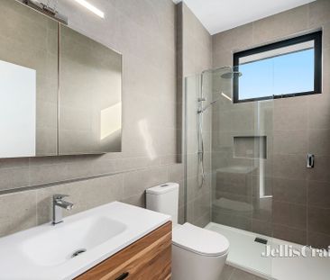 1/68 St James Road, Heidelberg - Photo 2