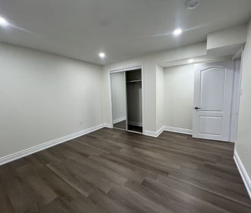 For Lease - 5 Fenn Street, Ajax, Ontario - Photo 6