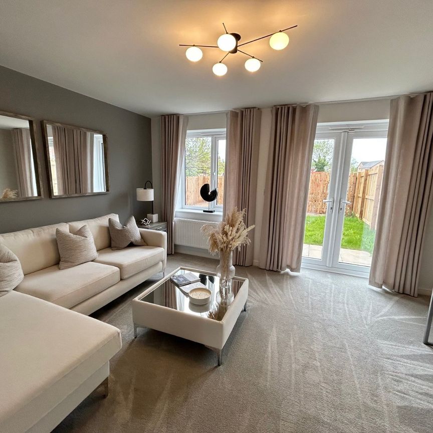 3 bedroom semi-detached house to rent - Photo 1