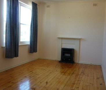 Convenient Living in the Heart of Findon - Photo 5