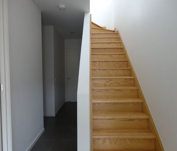 Modern Townhome - Photo 2