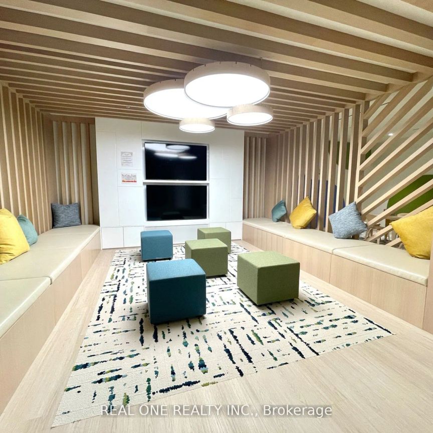 5 Defries Street #202 - Photo 1