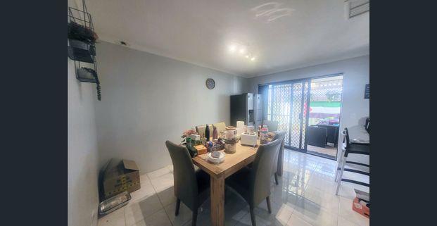 Low-Maintenance 3-Bedroom Unit - Photo 1