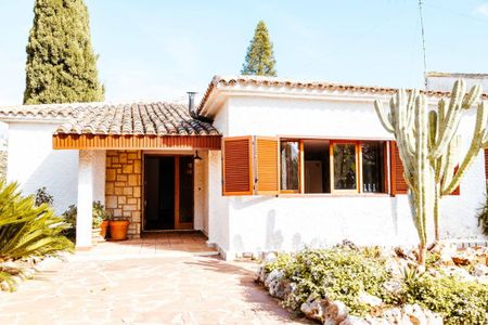 Luxury 5 room Detached House for rent in Picassent, Valencia - Photo 2