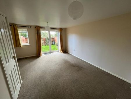 2 bedroom semi-detached house to rent - Photo 3
