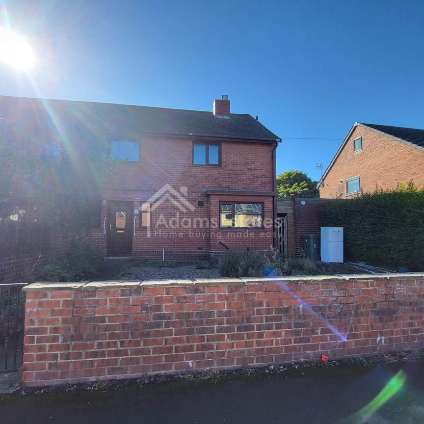 Edge Avenue, Dewsbury - Photo 1