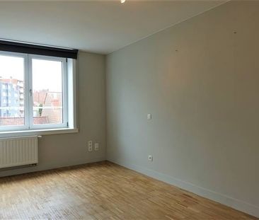Appartement te huur - Foto 2
