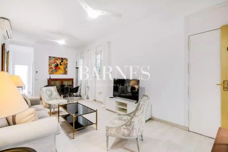 Piso de alquiler en Castellana - Foto 2