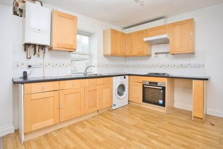 1 bedroom flat to rent - Photo 3