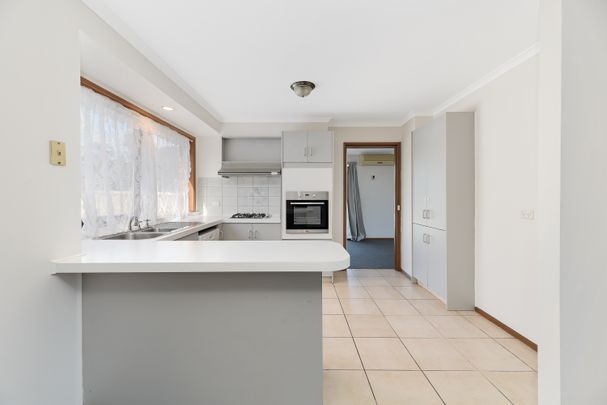 49 Courtenay Avenue, Cranbourne North VIC 3977 - House For Rent | Domain - Photo 1