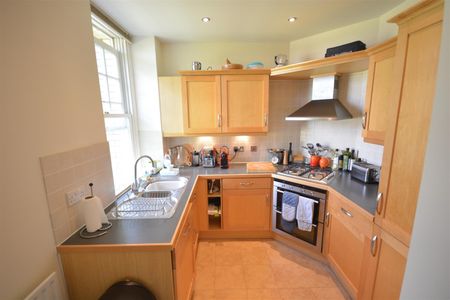 Cavendish Walk, Epsom, KT19 8BP - Photo 5