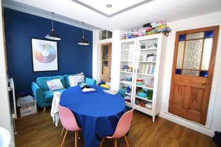 3 bedroom terraced house to rent - Photo 2