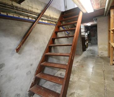 RUIME STADSWONING MET 4 SLAAPKAMERS EN TUIN IN IEPER - Photo 5