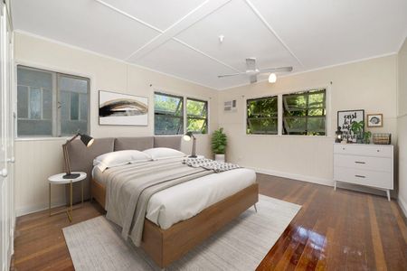 Spacious Queenslander with Pool in Belgian Gardens - Photo 5