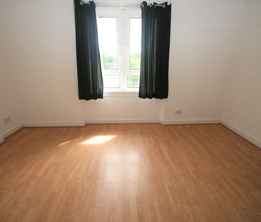 Paisley Road West, Spacious 2 Bedroom Unfurnished Flat – Available ... - Photo 5