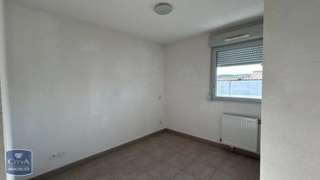 Appartement à louer 4 pièces 72.37m² - Photo 2