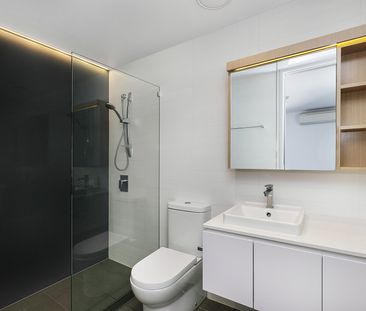 109/99 Eastern Valley Way, Belconnen ACT 2617 - Apartment For Rent ... - Photo 5