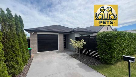 Stylish, Low-Maintenance Living in a Sought-After Location - Photo 5