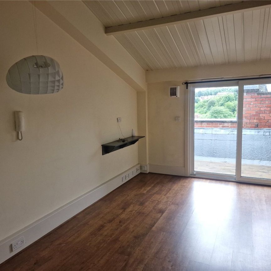 Bradford Road, Dewsbury, West Yorkshire, WF13 - Photo 1