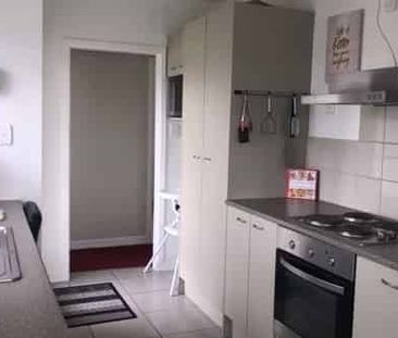 A Great Family Home in a Handy Location - Photo 2