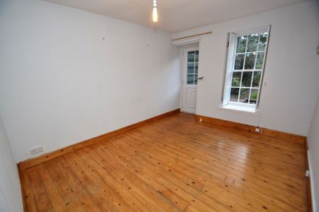 2 bed flat to rent in Regent Park Square, Glasgow, G41 - Photo 3