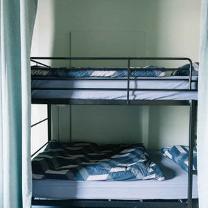 Twin Shared Dorm Room - Photo 3