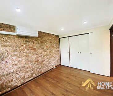Stunning 3-Bedroom Townhouse in Prime Lurnea Location. - Photo 4