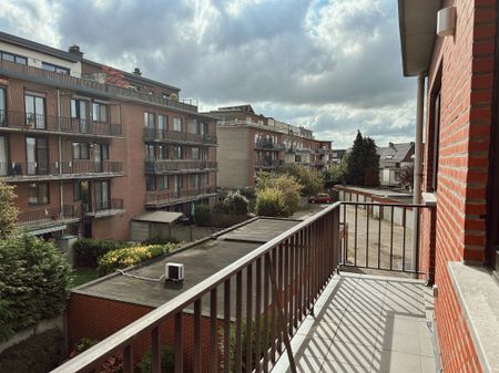 Appartement met 2 slaapkamers en garagebox - Photo 5