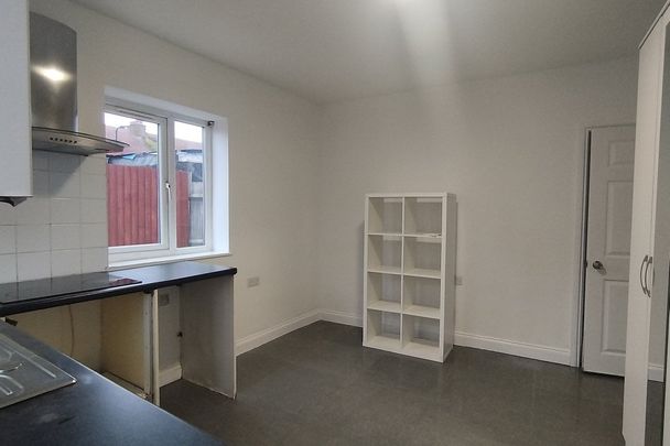 Olive Road - Photo 1