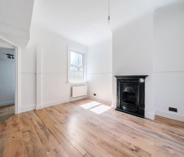 15, South Undercliff - Photo 1