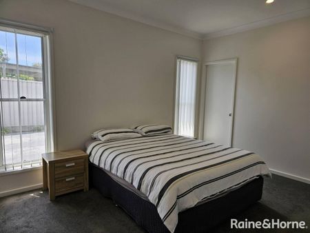 Neat & Tidy Villa available for Lease - Photo 3