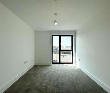 Burnt Mill, Harlow - Photo 1