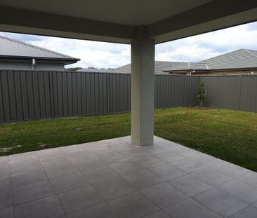 Stylish coastal living offering relaxed lifestyle - Photo 6