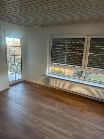 Schöne renovierte 4ZKB Wohnung 113qm in Hochspeyer zu vermieten - Photo 5