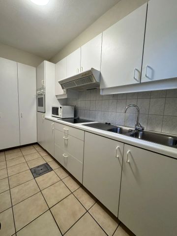 Gelijkvloers appartement met 2 slaapkamers en garage te Aartrijke - Photo 4