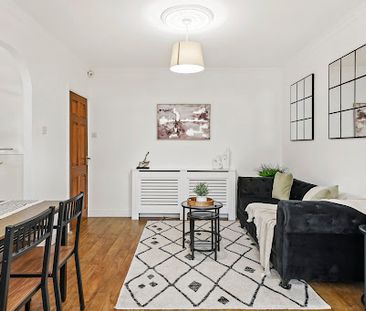Room 5, Courthope Road, UB6 - Photo 2