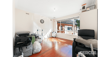 Ideal Villa Unit Close To Amenities - Photo 2