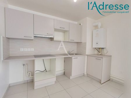 Location Appartement 3 pièces 63m² CHAMPS SUR MARNE 77420 - Photo 3