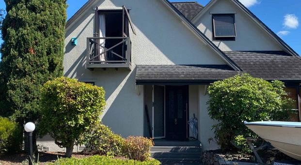 Sunny House in a Convenient Location - Photo 1