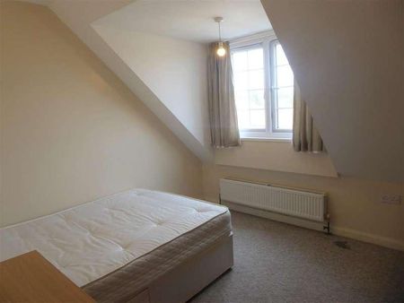 Beacon Apartments, Upper Sutton Lane, Heston, TW5 - Photo 2